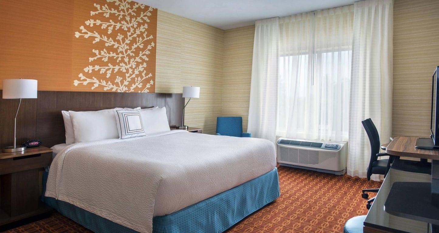 A king suite at a hotel in Wilmington New Castle