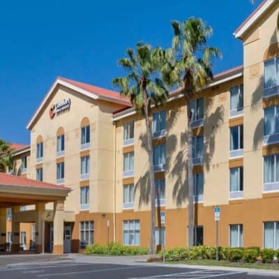 Comfort Inn & Suites Orlando North hotel image