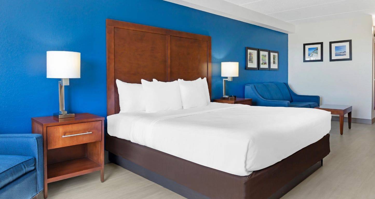 A one bed suite at Comfort Inn & Suites Orlando North