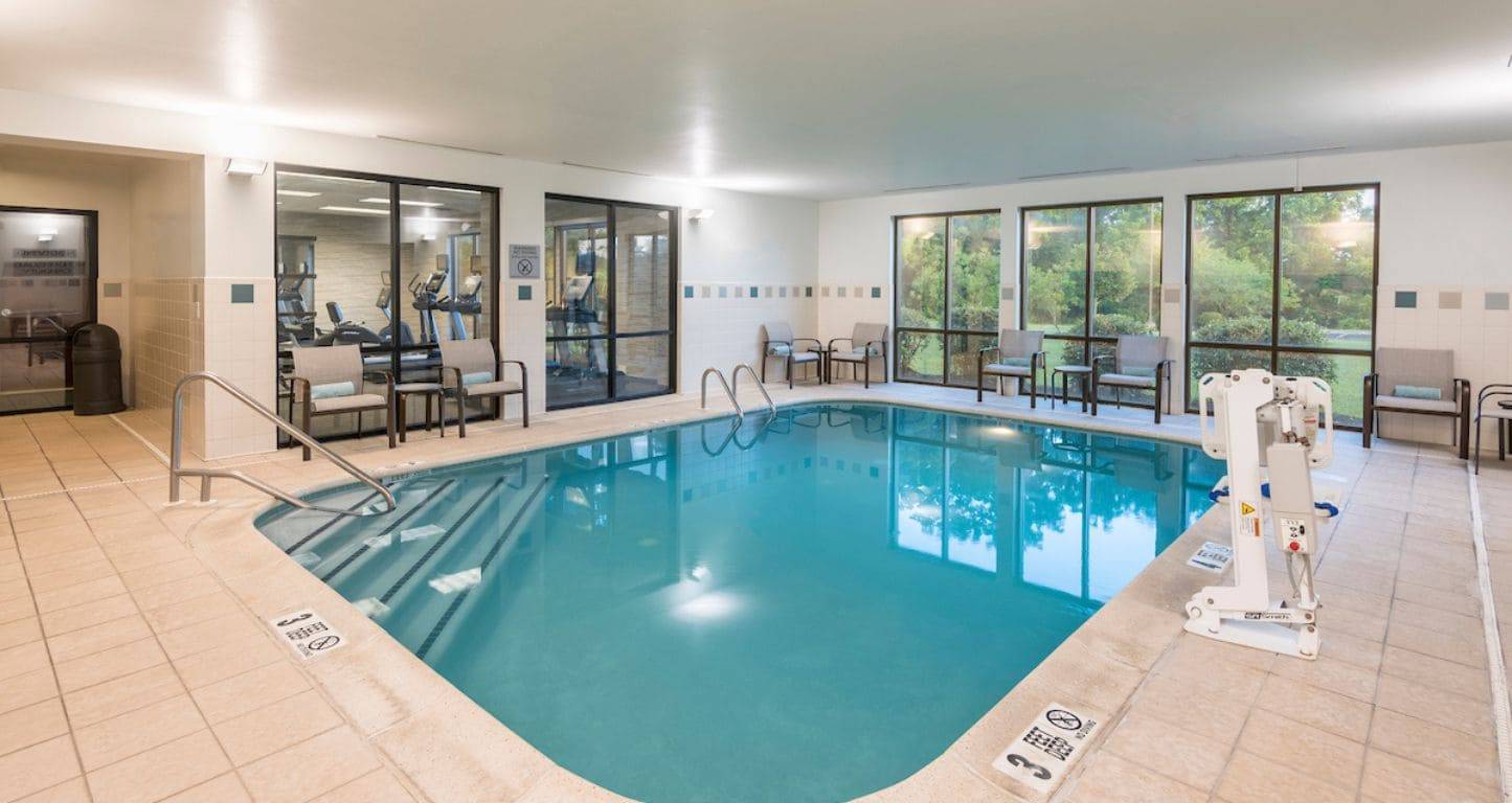 Pool at Courtyard Philadelphia Valley Forge/Collegeville