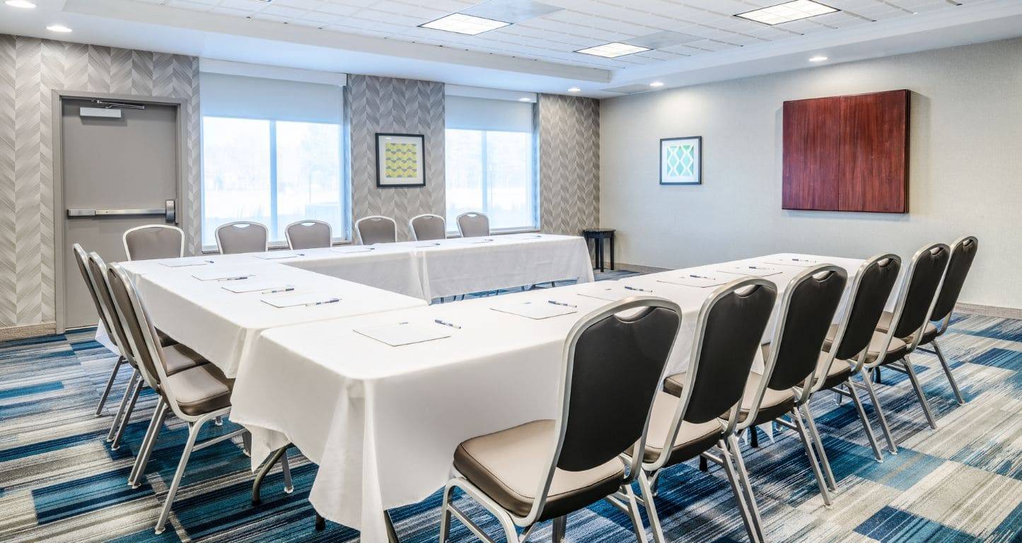 Meeting room at Holiday Inn Express & Suites Tappahannock