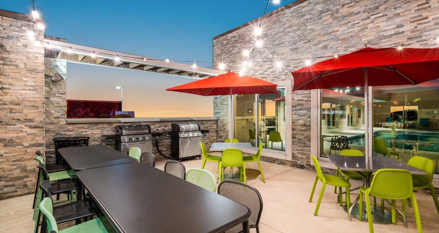 Patio at Home2 Suites by Hilton Brunswick
