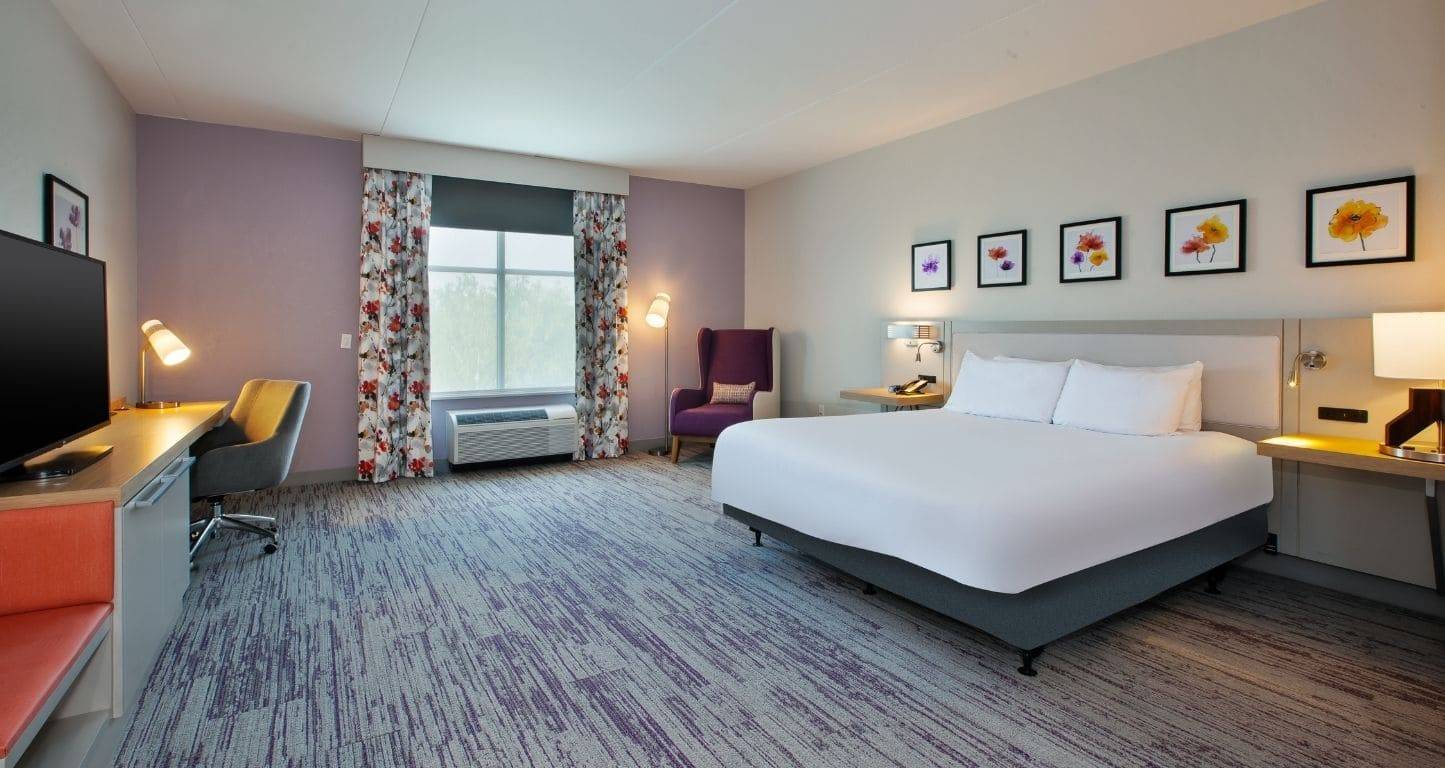A guest room at Hilton Garden Inn Columbus Easton