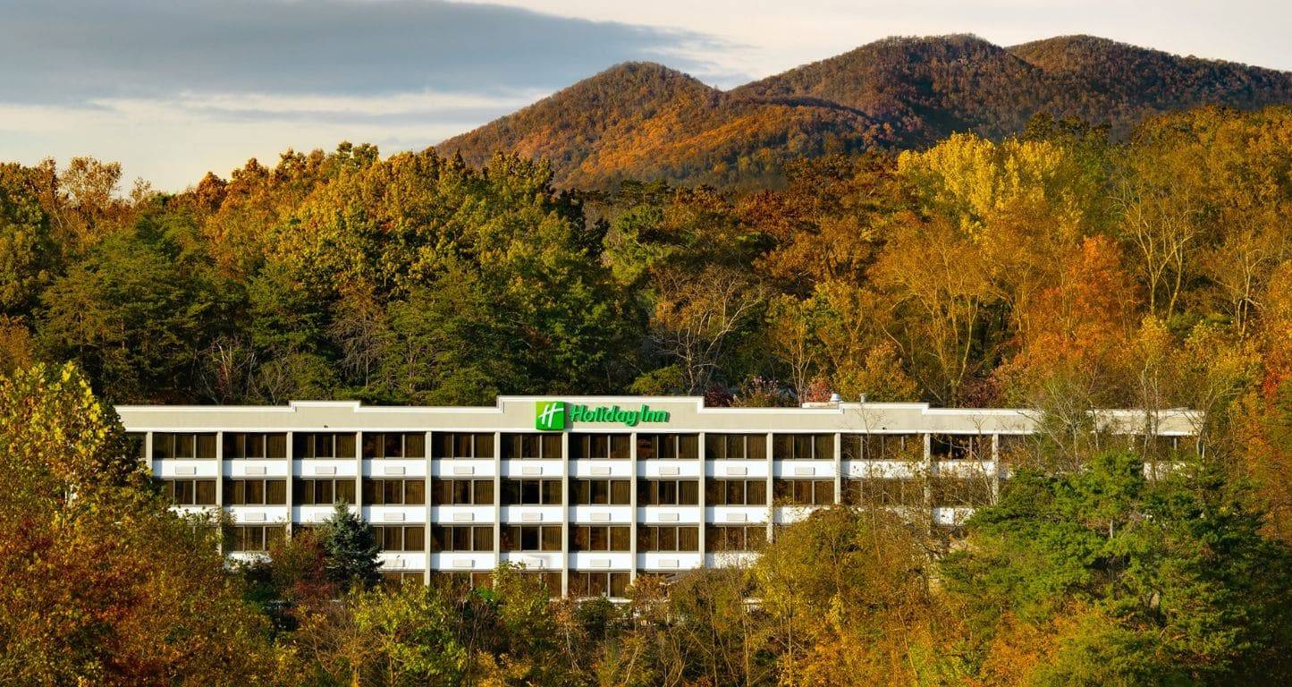 Exterior view of Holiday Inn Asheville East