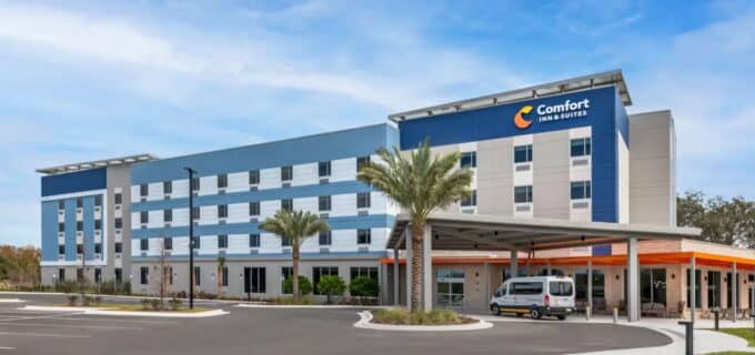 New Comfort Inn & Suites Opens Across From Orlando Sanford International Airport