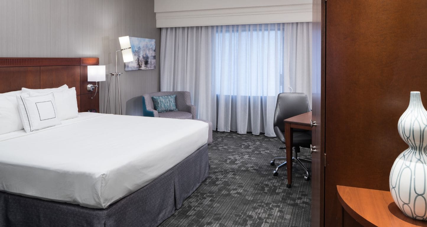 One bed room in Courtyard West Orange