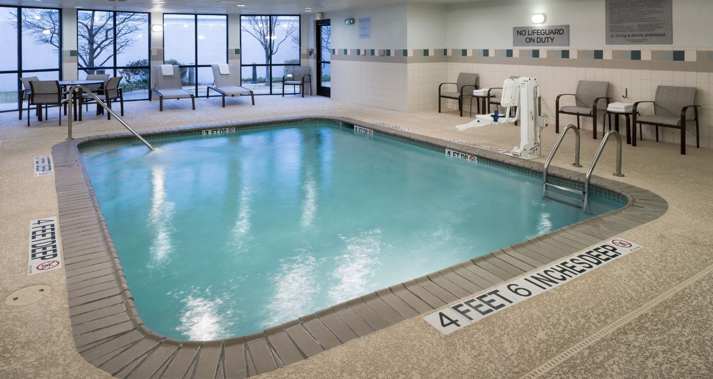 Pool at Courtyard West Orange