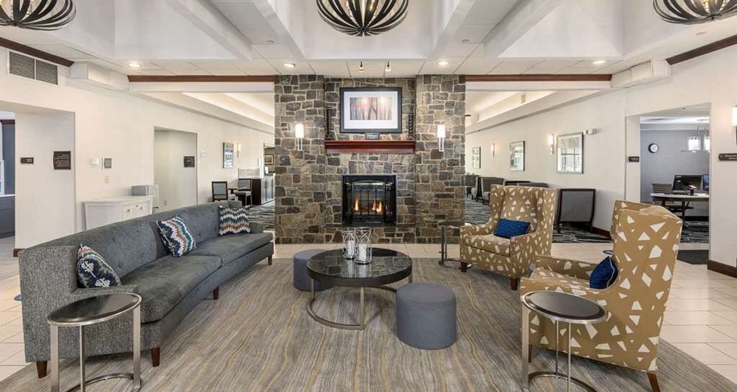 Lobby at Homewood Suites Mt. Laurel